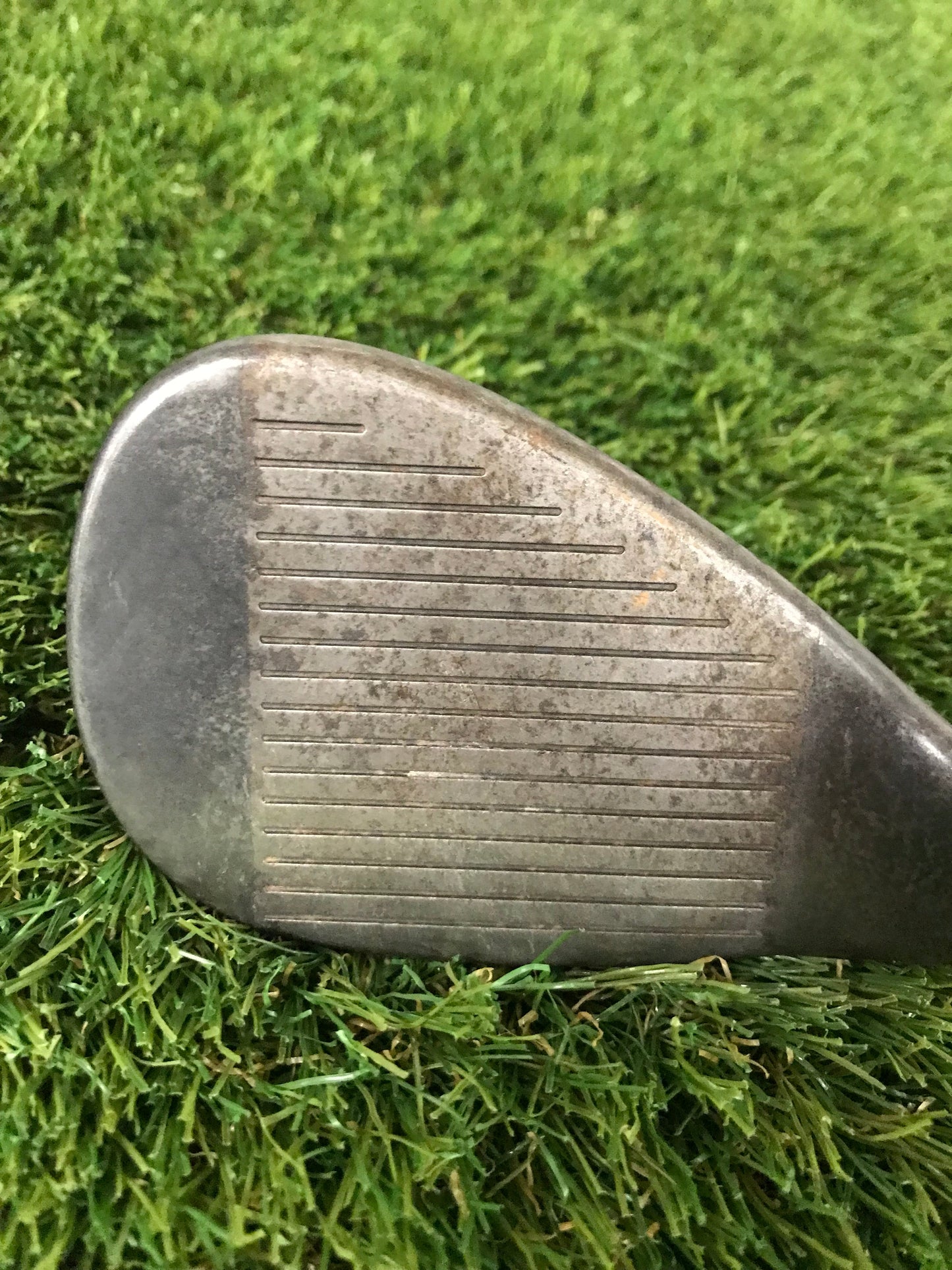 Titleist Tour Action Reg 588 Wedge 54