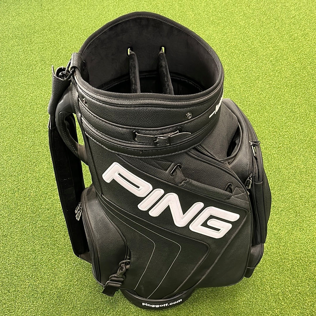 Ping Demo Fitting Black Bag